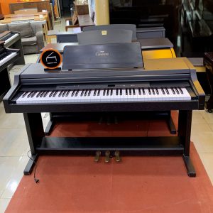 Yamaha CLP 411
