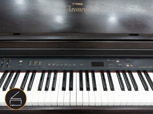 YAMAHA CLP 840