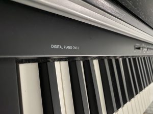 Kawai CN-33B