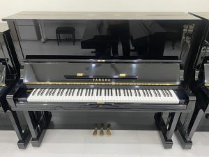 Yamaha U3M