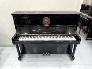 Yamaha U1H