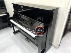 Yamaha U1H