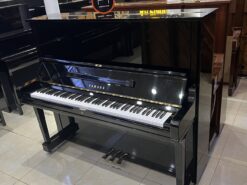 Yamaha U3A