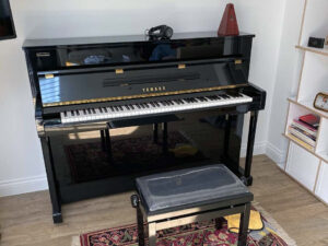 Yamaha U5AS