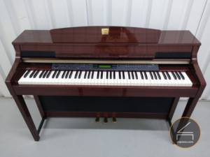 Yamaha CLP 380PM