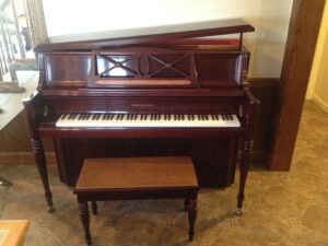 Piano Kohler & Campbell KMV47T