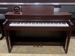 Yamaha CLP 535M