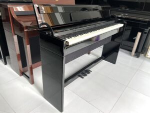 Roland DP 90S