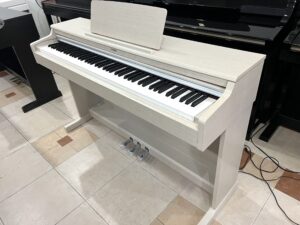 Yamaha YDP 164 WA