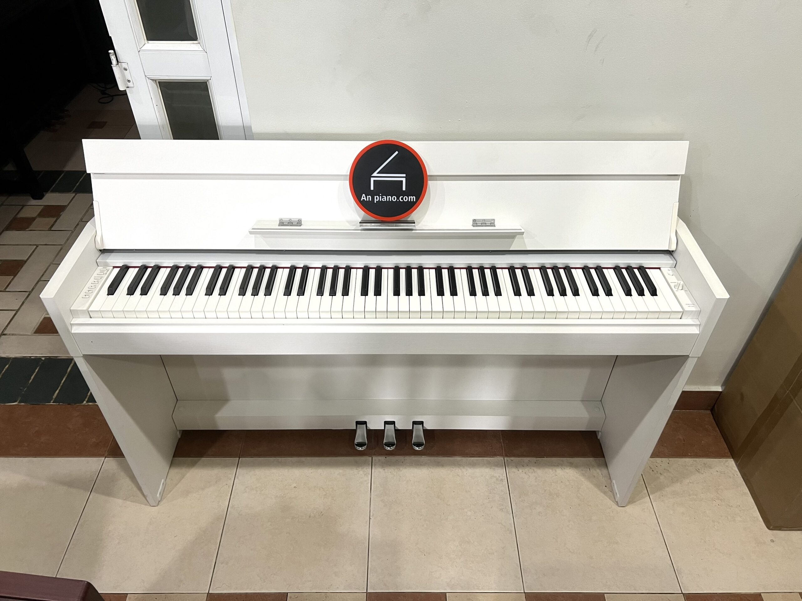 Yamaha YDP s52 wh