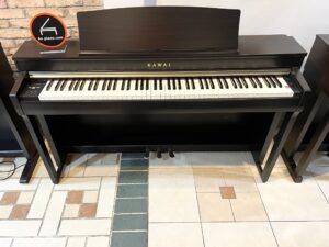 Kawai CN 37