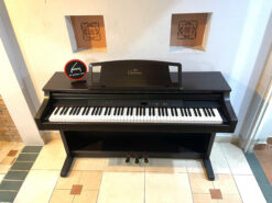 Yamaha CLP 511