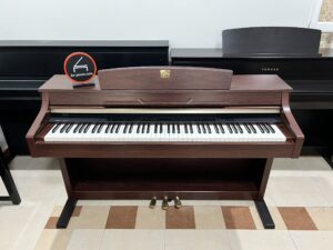 Yamaha CLP 340M