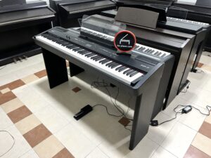 Roland FP7